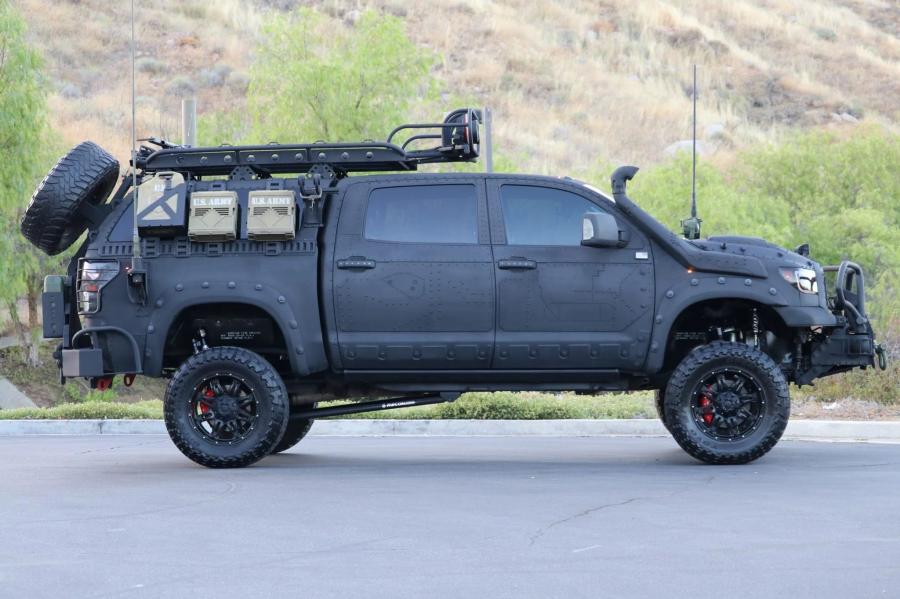  Toyota Tundra CrewMax 4x4 Zombie Apocalypse 2013 года  (фото 98 из 461)